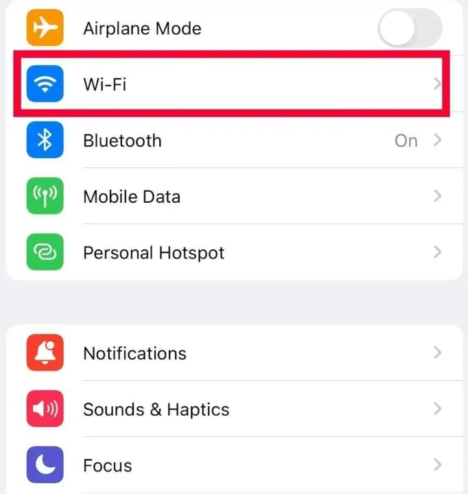 iPhone设置中的Wi‑Fi入口